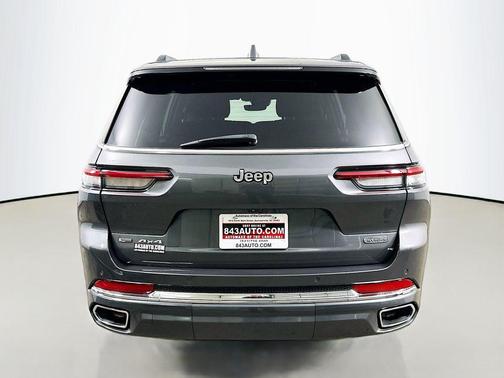 2022 Jeep Grand Cherokee L Overland