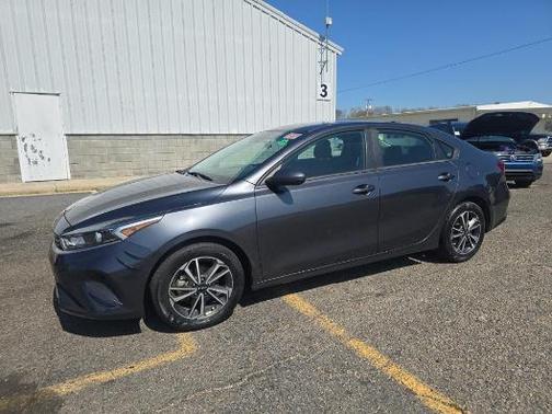 Gravity Gray 2022 Kia Forte LXS