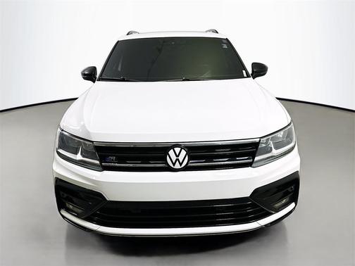 2020 Volkswagen Tiguan 2.0T SE R-Line Black