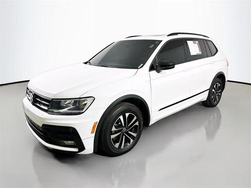 2020 Volkswagen Tiguan 2.0T SE R-Line Black