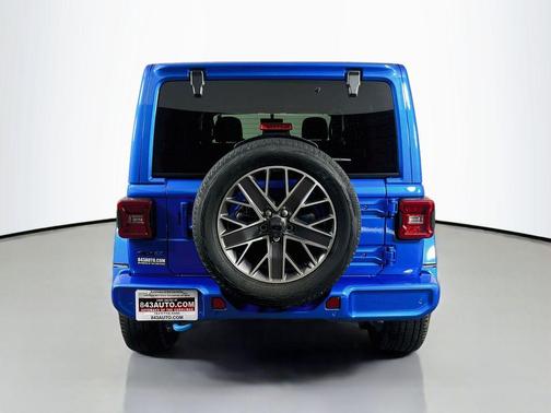 Hydro Blue Pearlcoat 2022 Jeep Wrangler Unlimited 4xe Sahara High Altitude