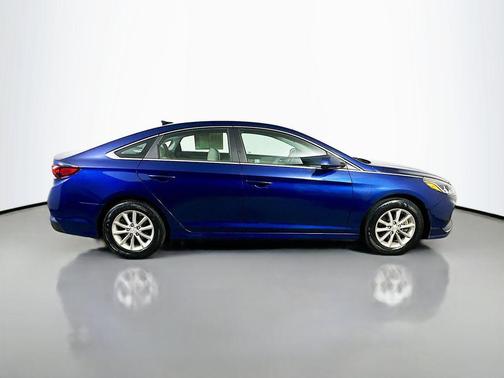 Lakeside Blue 2019 Hyundai SONATA SE