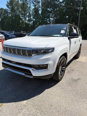 Bright White Clearcoat 2023 Jeep Grand Wagoneer 4x4