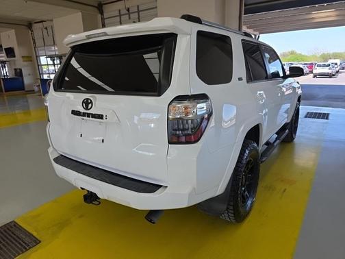 White 2022 Toyota 4Runner SR5 Premium