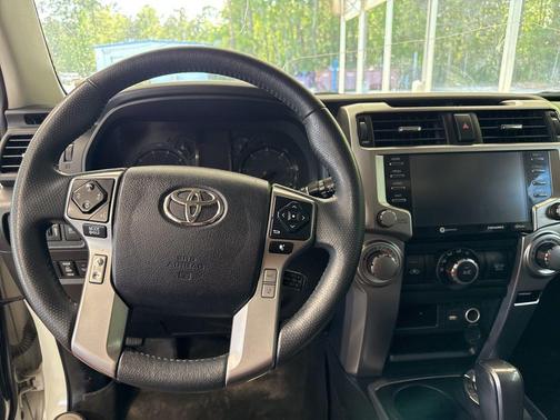 White 2022 Toyota 4Runner SR5 Premium