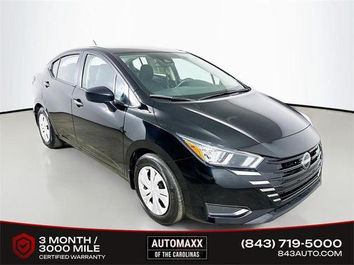 Super Black Metallic 2024 Nissan Versa 1.6 S