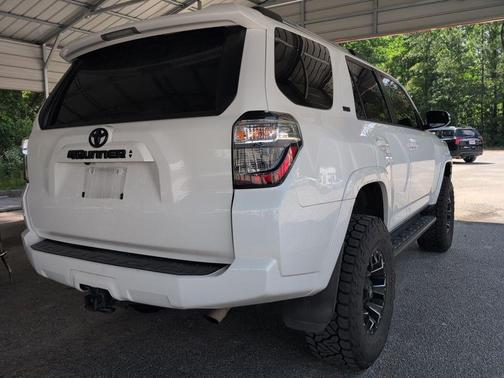 White 2022 Toyota 4Runner SR5 Premium