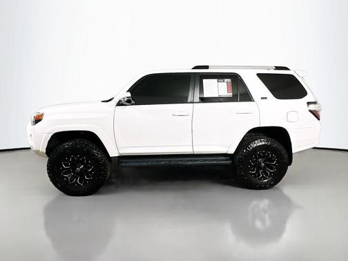 White 2022 Toyota 4Runner SR5 Premium