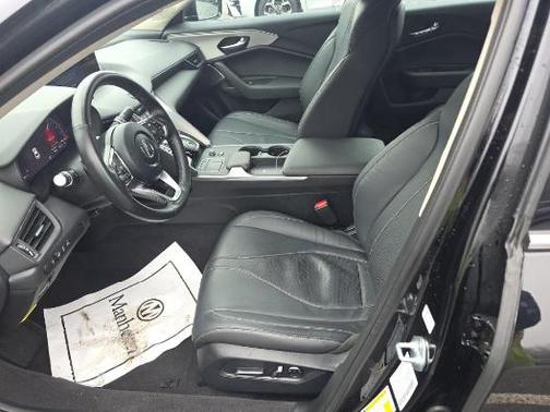 2025 Acura TLX Technology
