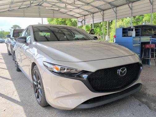 Platinum Quartz Metallic 2024 Mazda Mazda3 2.5 S Select Sport