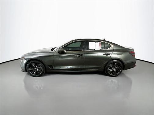 2022 Genesis G70 3.3T RWD