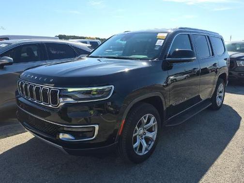 Diamond Black Crystal Pearlcoat 2022 Jeep Wagoneer Series II 4x2