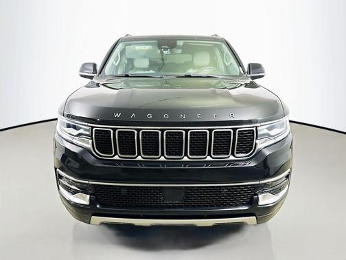 Diamond Black Crystal Pearlcoat 2022 Jeep Wagoneer Series II 4x2