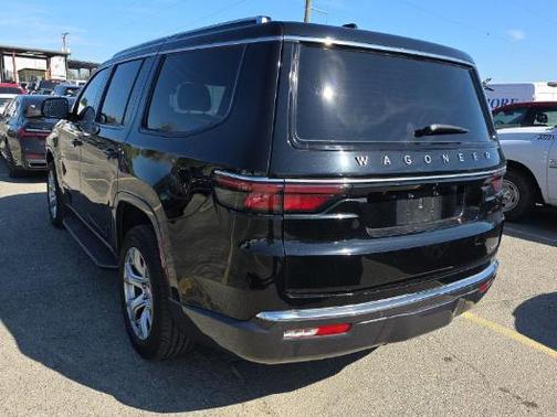 Diamond Black Crystal Pearlcoat 2022 Jeep Wagoneer Series II 4x2