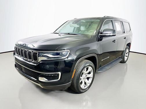 Diamond Black Crystal Pearlcoat 2022 Jeep Wagoneer Series II 4x2