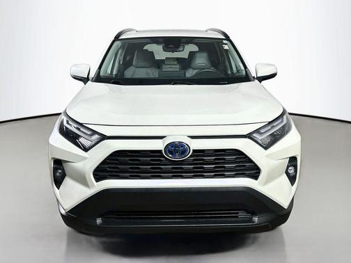 Blizzard Pearl 2022 Toyota RAV4 Hybrid XLE Premium