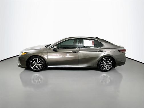 2023 Toyota Camry XLE