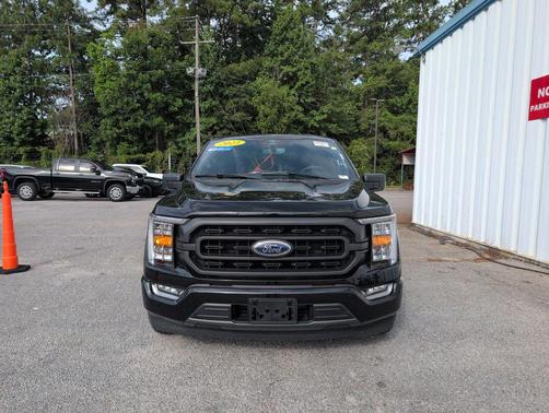 Black Metallic 2023 Ford F-150 XLT