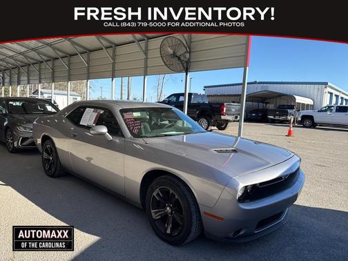 2016 Dodge Challenger SXT