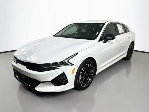 Glacial White Pearl 2024 Kia K5 GT-Line