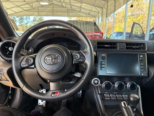 2023 Toyota GR86 Premium