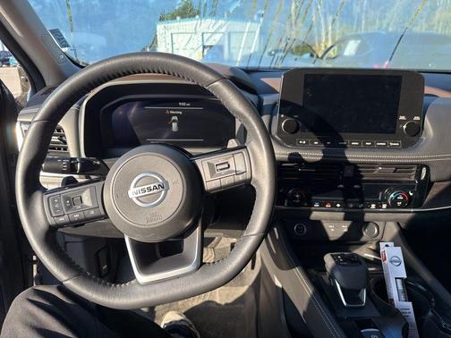 Boulder Gray Pearl 2021 Nissan Rogue Platinum