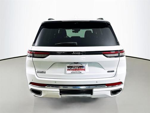 2022 Jeep Grand Cherokee Overland