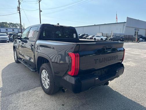 Midnight Black Metallic 2022 Toyota Tundra SR5