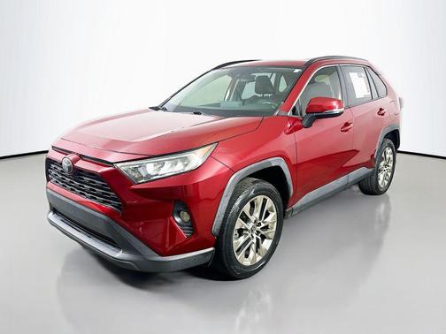 2019 Toyota RAV4 XLE Premium
