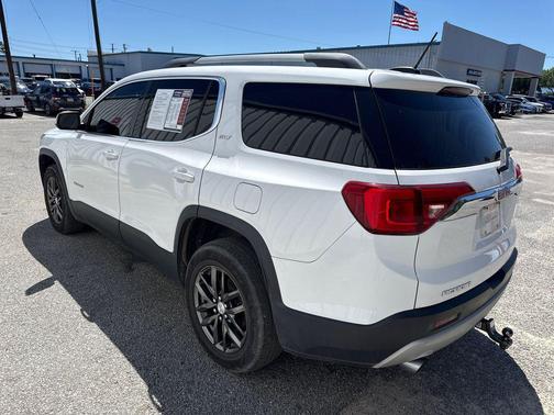 Summit White 2019 GMC Acadia SLT-1