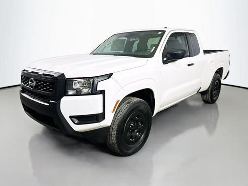 2025 Nissan Frontier S