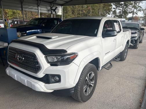 2017 Toyota Tacoma TRD Sport