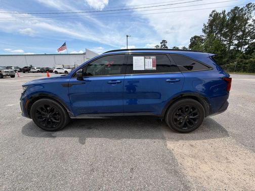 Sapphire Blue 2022 Kia Sorento SX