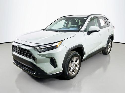 Lunar Rock 2022 Toyota RAV4 XLE