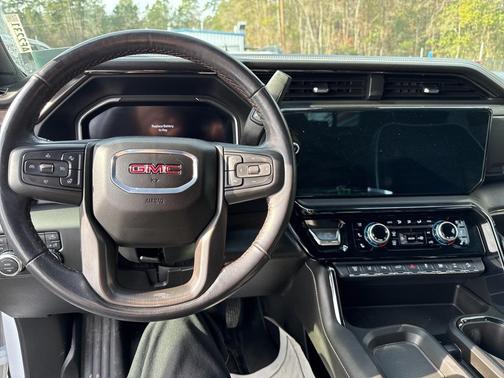 2024 GMC Sierra 2500 AT4X