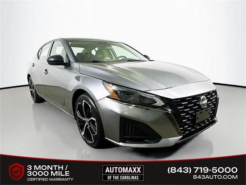 2023 Nissan Altima SR FWD