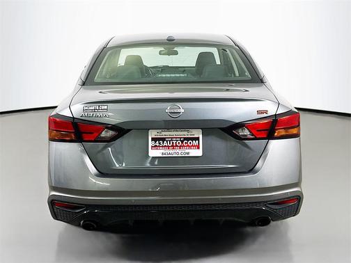 2023 Nissan Altima SR FWD