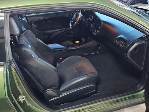 F8 Green 2023 Dodge Challenger R/T Scat Pack Widebody