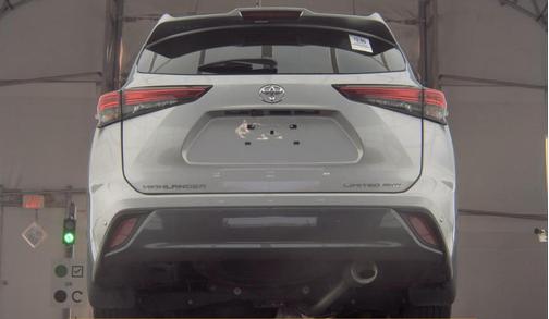 Celestial Silver Metallic 2023 Toyota Highlander Limited