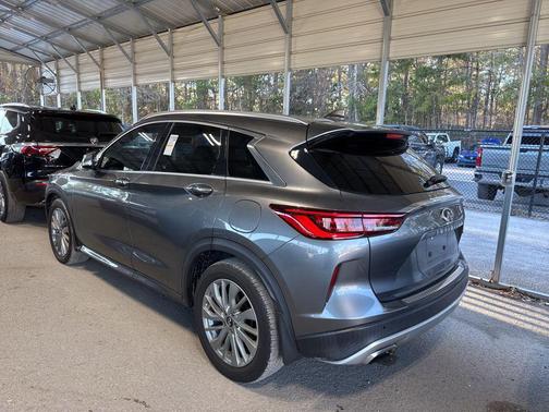 2023 INFINITI QX50 LUXE