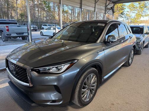 2023 INFINITI QX50 LUXE