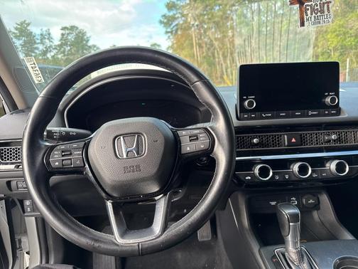 2022 Honda Civic EX-L