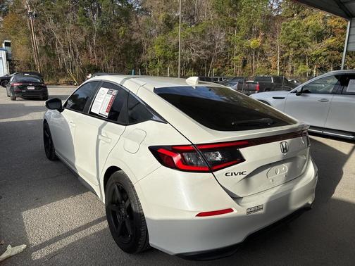 2022 Honda Civic EX-L