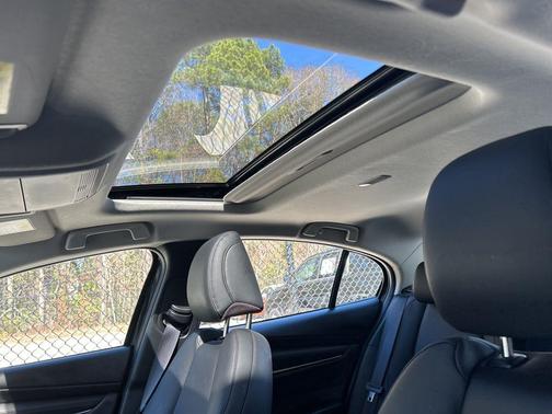 2025 Mazda Mazda3 FWD w/Preferred Package