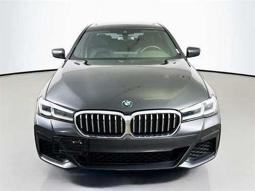 2021 BMW 540 540i