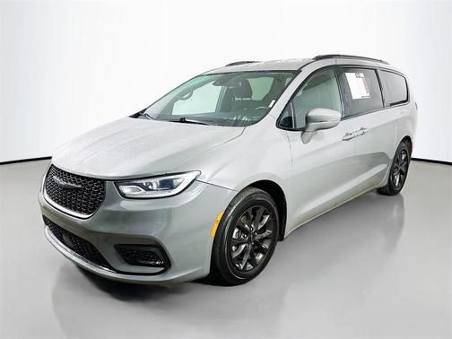 2021 Chrysler Pacifica Touring