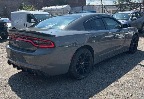 2018 Dodge Charger SXT Plus
