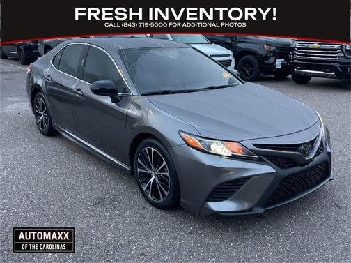 2019 Toyota Camry SE