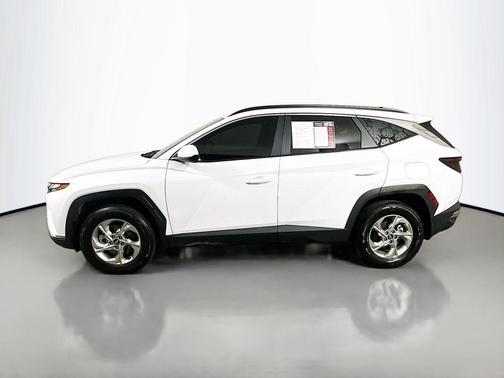 White Pearl 2024 Hyundai TUCSON SEL