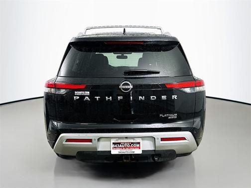 2022 Nissan Pathfinder Platinum 4WD